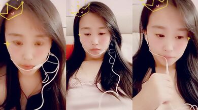 ♈♈♈【新片速遞】2024年4月，最美哺乳期宝妈，【哺乳期】，为了生活下海~直播挤乳汁!湿哒哒，小少妇颇有几分姿色 (9)